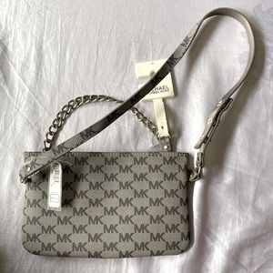 Mini Michael kors purse/wallet